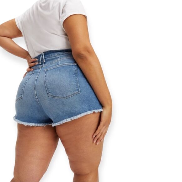 NEW Good American GOOD CURVE SHORT Shorts Women’s Plus Size 24 - Picture 5 of 13